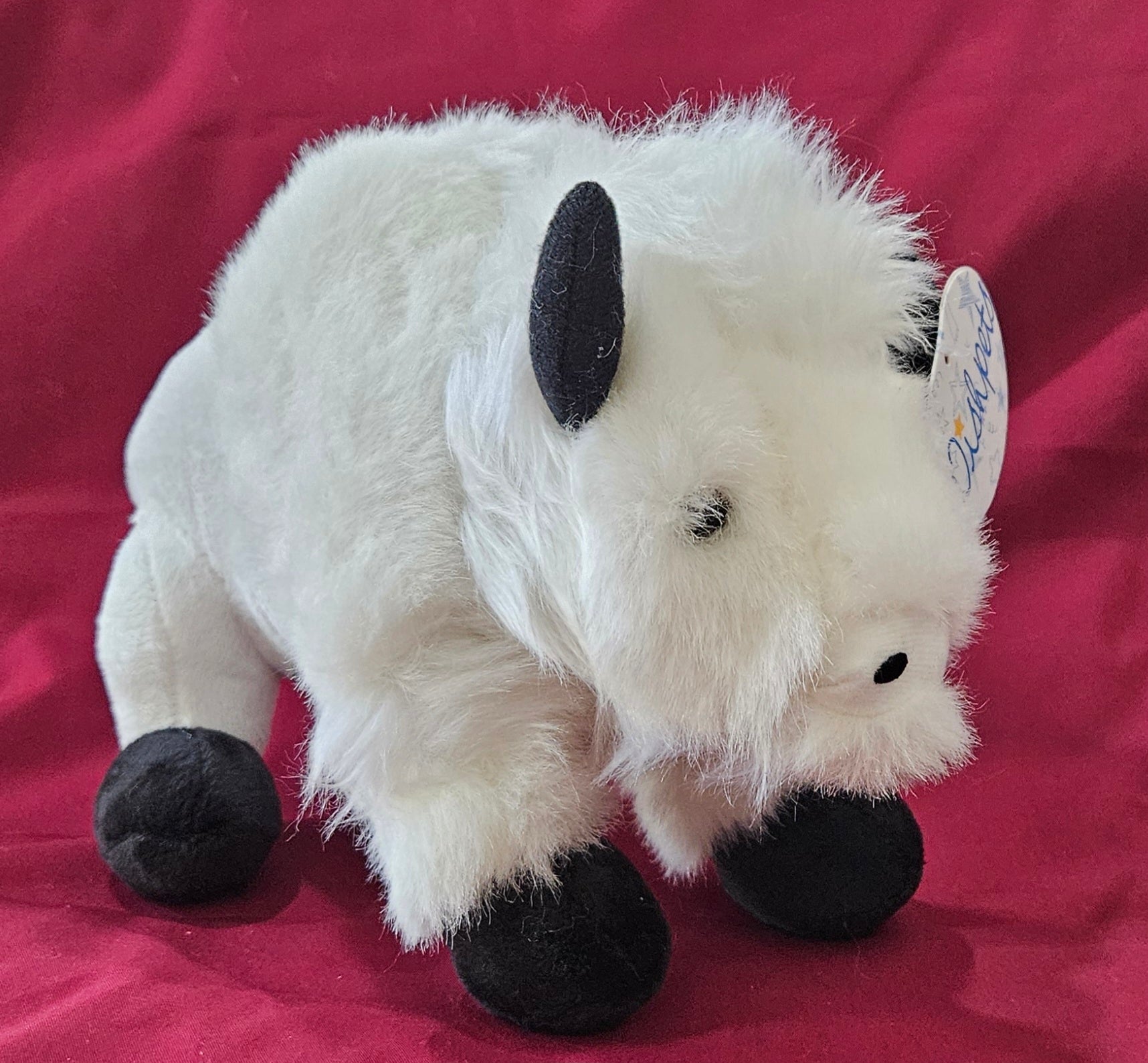 82009 9.5" White Bison