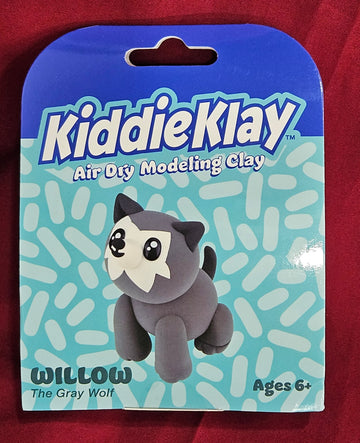 92507-KLAY Wolf