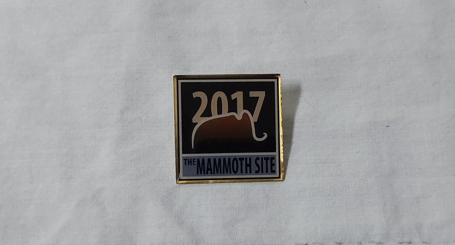 2017 Membership Pin Outline