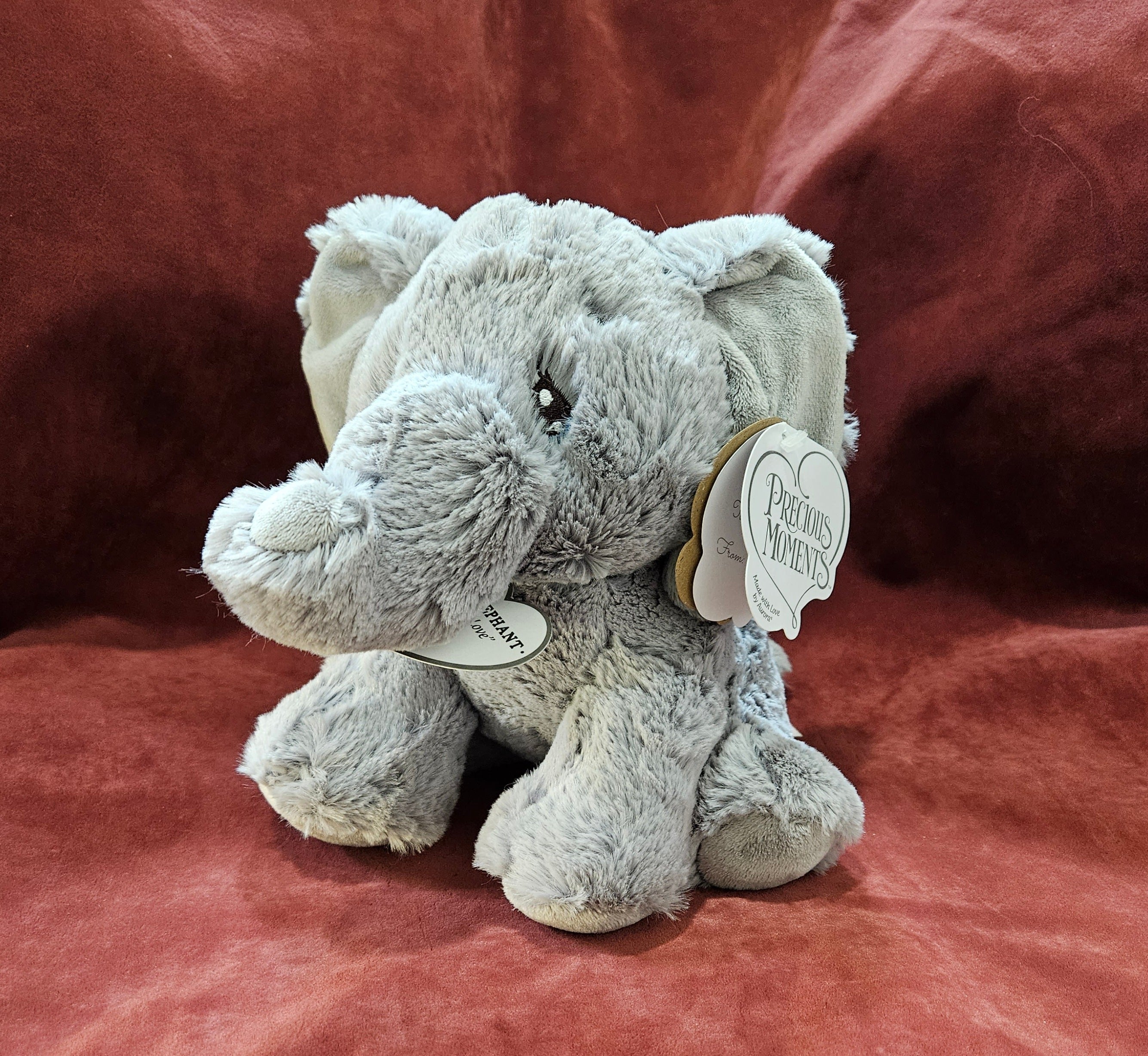 15704 8.5" Tuks Elephant